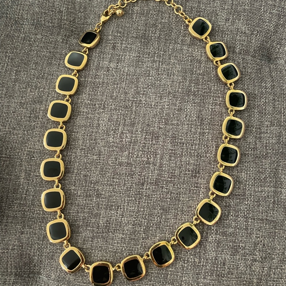 Avon reversible square color necklace